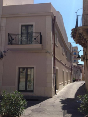 Гостиница Guest House San Domenico  Аугуста